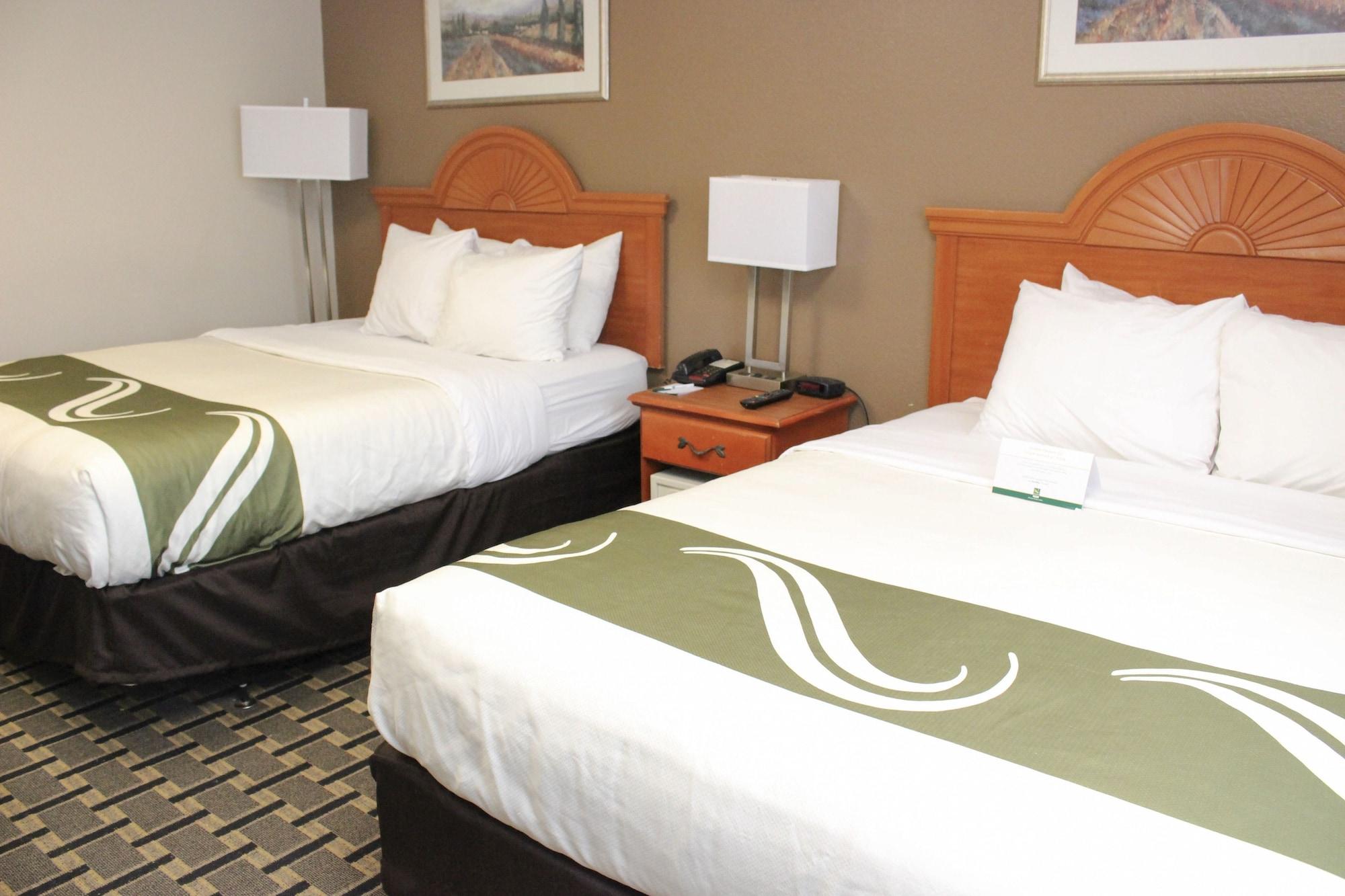 Quality Inn & Suites Detroit Metro Airport Romulus Exteriér fotografie