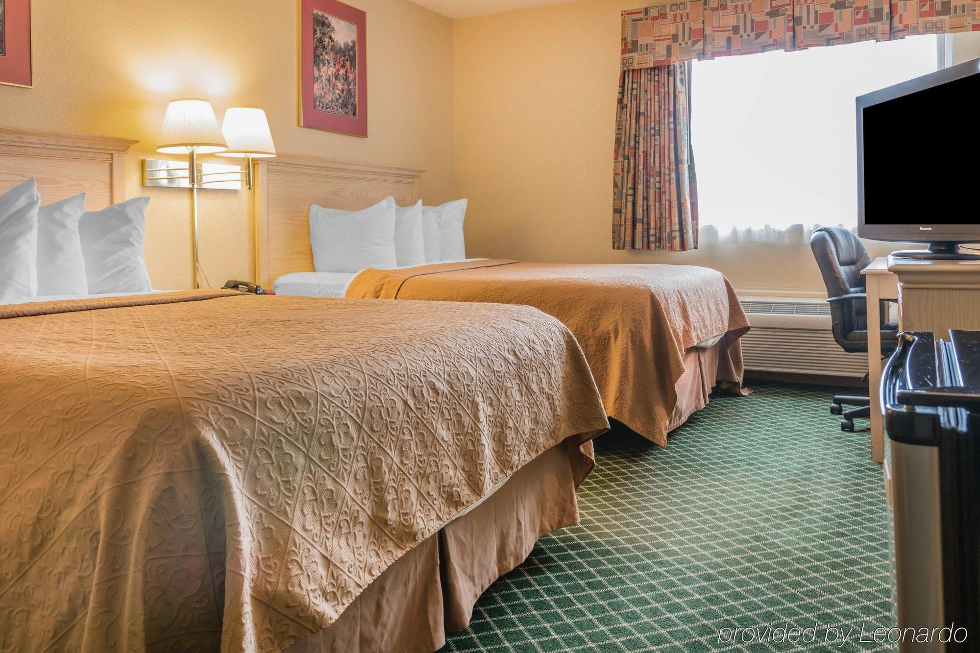 Quality Inn & Suites Detroit Metro Airport Romulus Exteriér fotografie